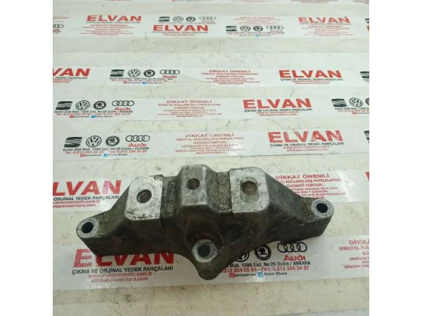 1J0199117N | Şanzıman Kulak Braketi | VW Bora, Golf, Jetta, New Beetle - Audi A3 - Seat Leon VAG