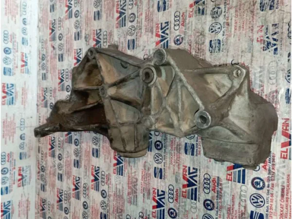 058145523D | Şarj ve Klima Bağlantı Braketi VAG