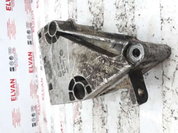 038199207M | Motor Kulak Braketi VAG