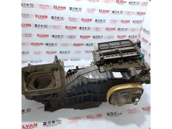5C1820003T | Kalorifer Kutusu VAG