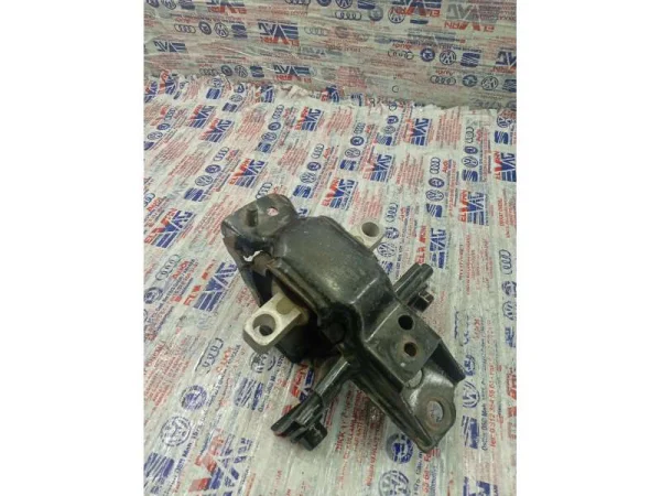 6Q0199555AT | Sol Şanzıman Takozu | VW Polo - Audi A1 - Seat Ibiza VAG