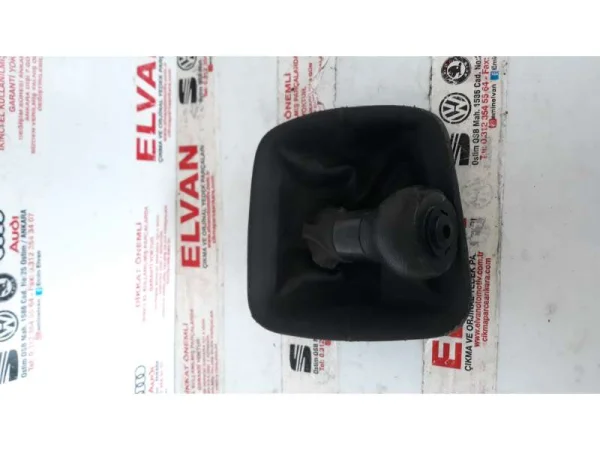 8K1820902C | Audi A4 Sağ Havalandırma Izgarası VAG