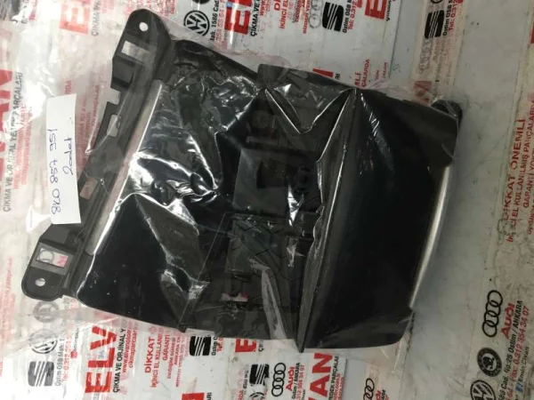 8K0857951 | Ön Küllük | Audi A4, A5, Q5 VAG