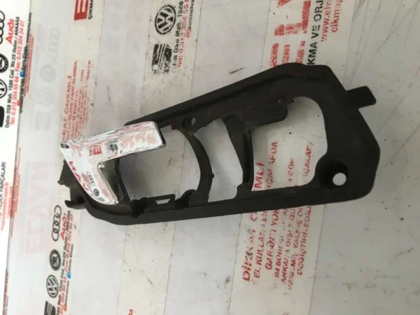 6Q0837174D | VW Polo İç Ön Sağ Kapı Açma Kolu VAG