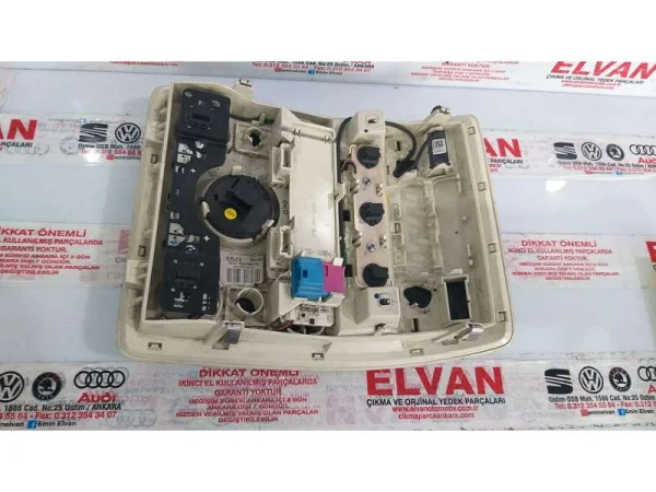 7P6947134 | VW Touareg İç Aydınlatma Lambası VAG