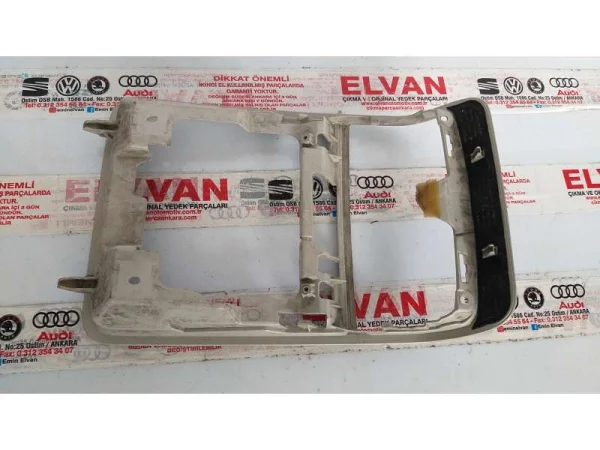 3C0867489B | VW Passat İç Aydınlatma Lambası VAG