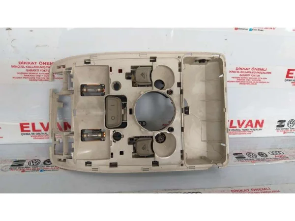 8T0947135B | İç Tavan Lambası VAG