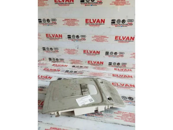 8V0947135A | İç Tavan Lambası | Audi A3, Q3, RS 3, RS Q3 VAG