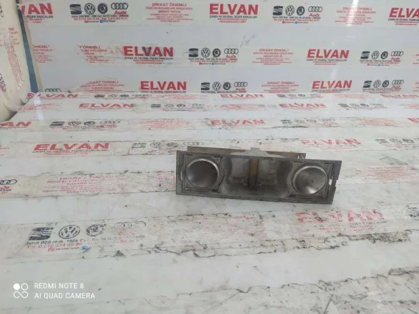 7L6947105A | İç Aydınlatma Lambası | VW Touareg, Transporter VAG