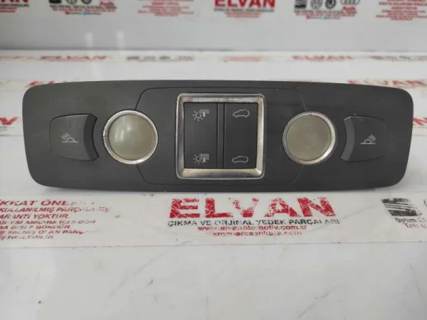 4L0947112A | Audi Q7 Arka İç Tavan Lambası VAG