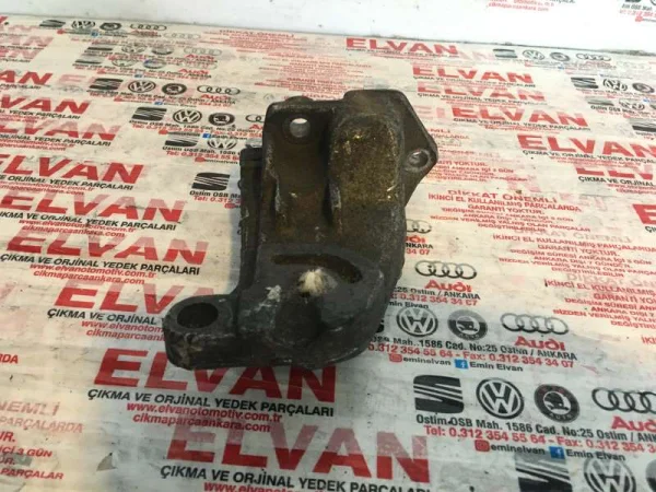 1H0199354E | VW Golf Motor Kulak Braketi VAG