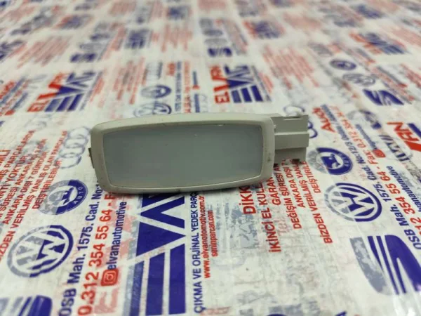 5F0947109C | İç Aydınlatma LED Makyaj Lambası | VW Golf, Tiguan, Touran - Seat Ateca, Leon - Skoda Superb VAG