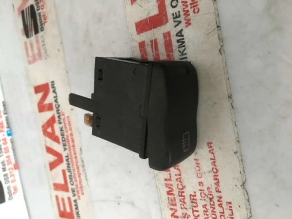 6K1959621A | Arka Cam Rezistans Düğmesi | VW Polo - Seat Cordoba, Inca VAG