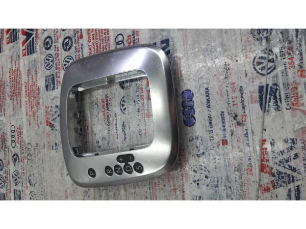 6R1713203G | VW Polo Otomatik Vites Topuzu Ve Körüğü VAG