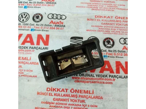 1M6943021 | Seat Cordoba Plaka Lambası VAG