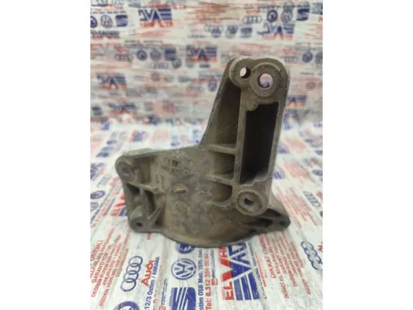 078260835F | Klima Kompresör Ayağı | VW Passat - Audi A4, A6, A8 - Skoda Superb VAG