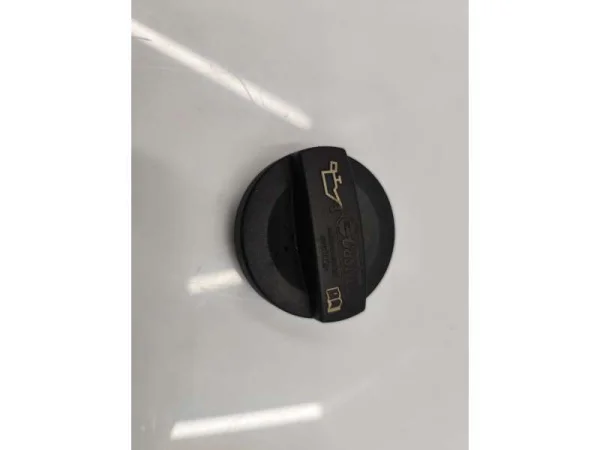03C103485A | Motor Yağ Kapağı | VW Golf, Jetta - Seat Leon VAG