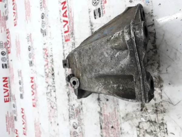 8A0199307B | Audi 80 Serisi Sol Motor Takozu VAG