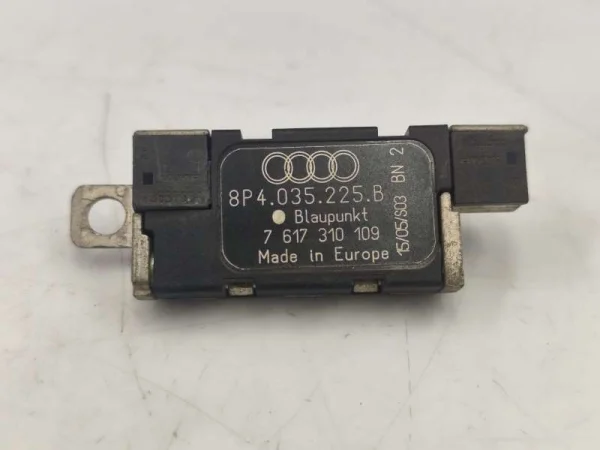 8P4035225B | Üst Anten Amplifikatörü | Audi A3, RS 3 VAG