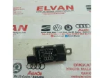 8P4035225B | Üst Anten Amplifikatörü | Audi A3, RS 3 - 2