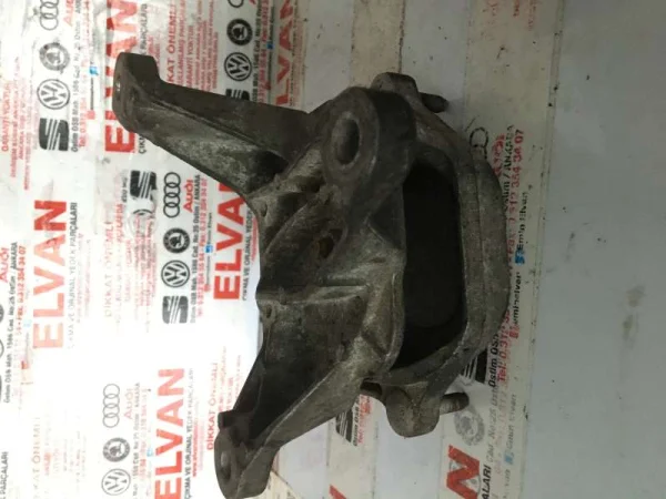 8K0399115R | Şanzıman Takozu | Audi A4, A5, A6, Q5 VAG