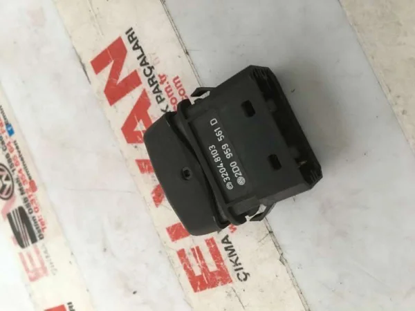 2D0959561D | VW LT Diferansiyel Kilidi Düğmesi VAG