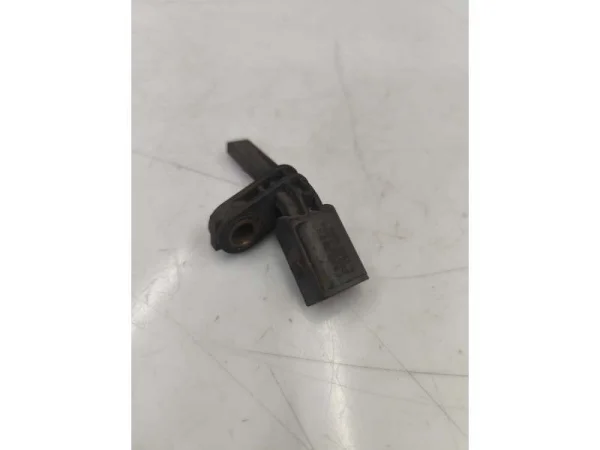 7L0927807B | ABS Sensörü | VW Passat, Touareg - Audi Q3, Q7 VAG