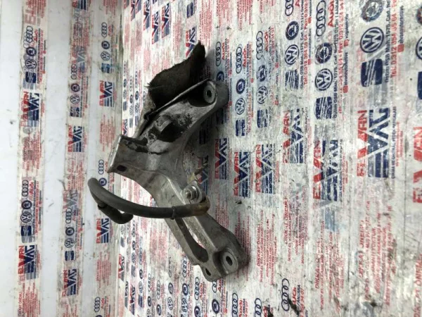 8K0199308BJ | Sağ Motor Takozu VAG