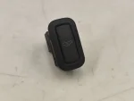 6Q0962109A | İç Alarm Düğmesi | VW Eos, Golf, Jetta, Passat, Polo, Tiguan - 1