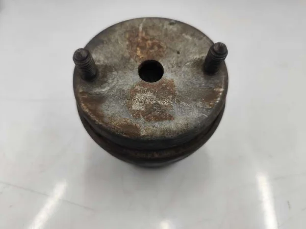 7D0199132E | VW Transporter Sağ Motor Takozu VAG