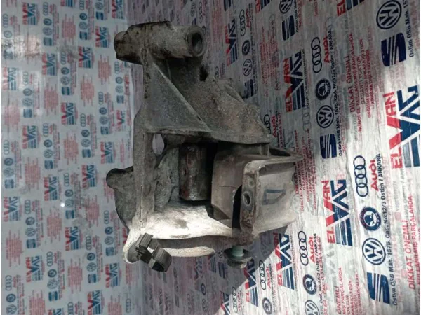 070199343A | VW Transporter Alt Motor Takozu VAG