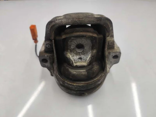 8K0199381 | Motor Takozu VAG