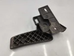 6R1823633 | Kaput Açma Kolu Alt Braketi | VW E-Golf, Golf - Seat Alhambra, Ateca - Skoda Fabia, Octavia - 3