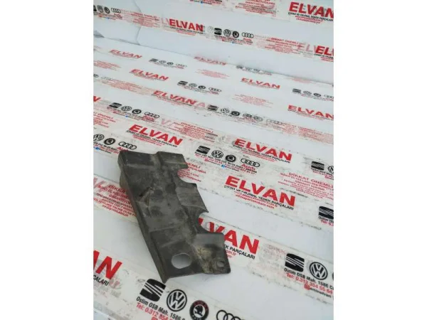 1T0805233B | Kaput Menteşe Kapağı | VW Caddy, Touran VAG
