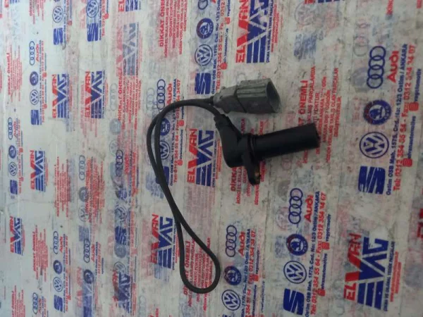 038907319F | Yağ Basınç Müşürü | VW Caddy, Caravelle, Golf - Audi 100 Serisi, 200 Serisi - Seat Inca VAG