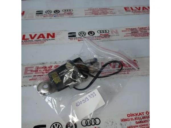 4D0919893 | Anten Amplifikatörü | Audi A4, A8 VAG
