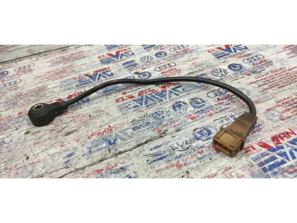 037905377A | Vuruntu Sensörü | VW Caddy, Golf, Jetta - Seat Alhambra, Cordoba, Ibiza VAG