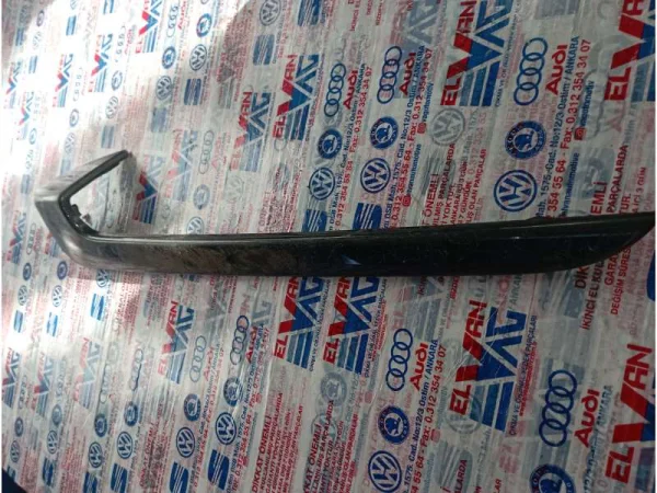 8P3867420A | Audi A3 İç Kapı Kolu Çıtası VAG