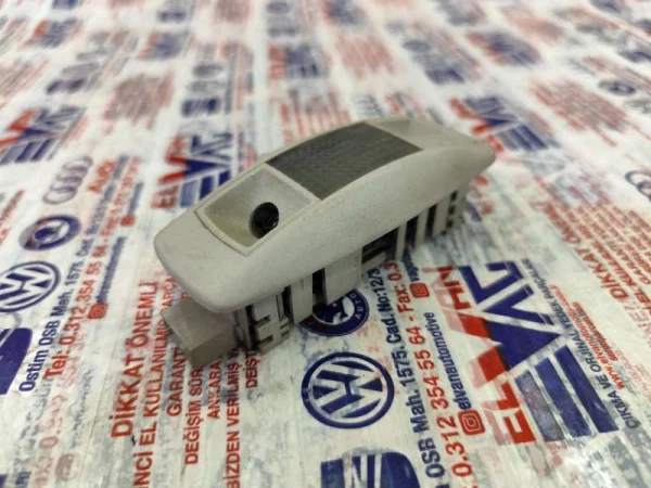 1J0951171D | İç Okuma Lambası | VW Golf, Jetta - Seat Leon VAG