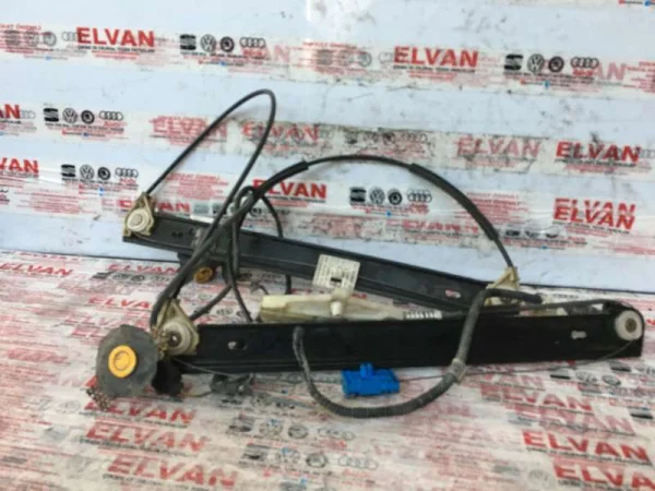 8E0837461 | Elektrikli Sol Ön Cam Krikosu VAG