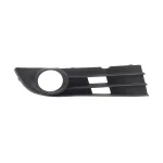 1T0853666K | VW Touran Sağ Sis Farı Çerçevesi - 1