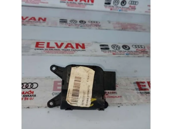 8E1820511D | Audi A4 Kalorifer Ayar Motoru VAG