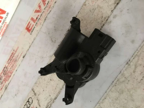 1L0907511AK | Kalorifer Ayar Motoru VAG