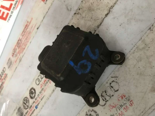 0132801116 | Klima Flap Motoru VAG