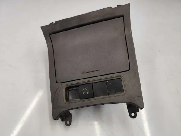 1K0857961 | Ön Küllük | VW Bora, Eos, Golf, Jetta VAG