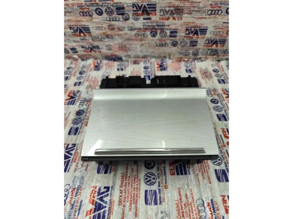 5E1863077 | Skoda Octavia Küllük VAG
