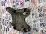 078260835E | Klima Kompresör Braketi | VW Passat - Audi A4, A6, A8 - 3