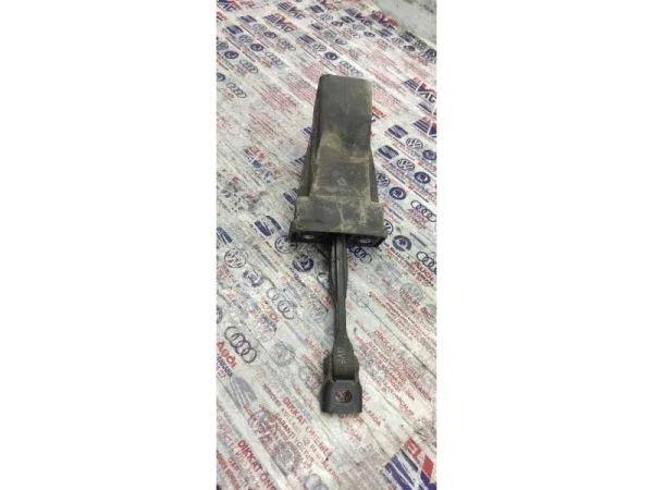 8V5839249 | Audi A3 Kapı Gergisi VAG
