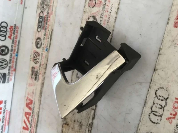 6N0839113 | VW Polo Arka Sol İç Kapı Açma Kolu VAG