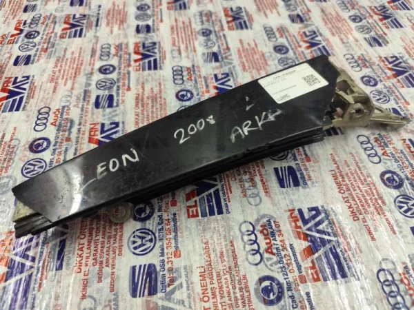1P0839205 | Seat Leon Sol Arka Dış Kapı Kolu VAG